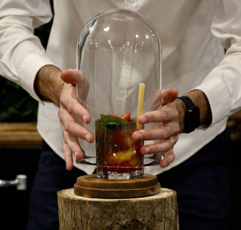 Animations autour des cocktails pour vos événements en entreprise à Annecy