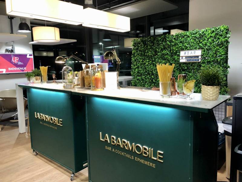 Bar à cocktails mobile pour inauguration à Lyon